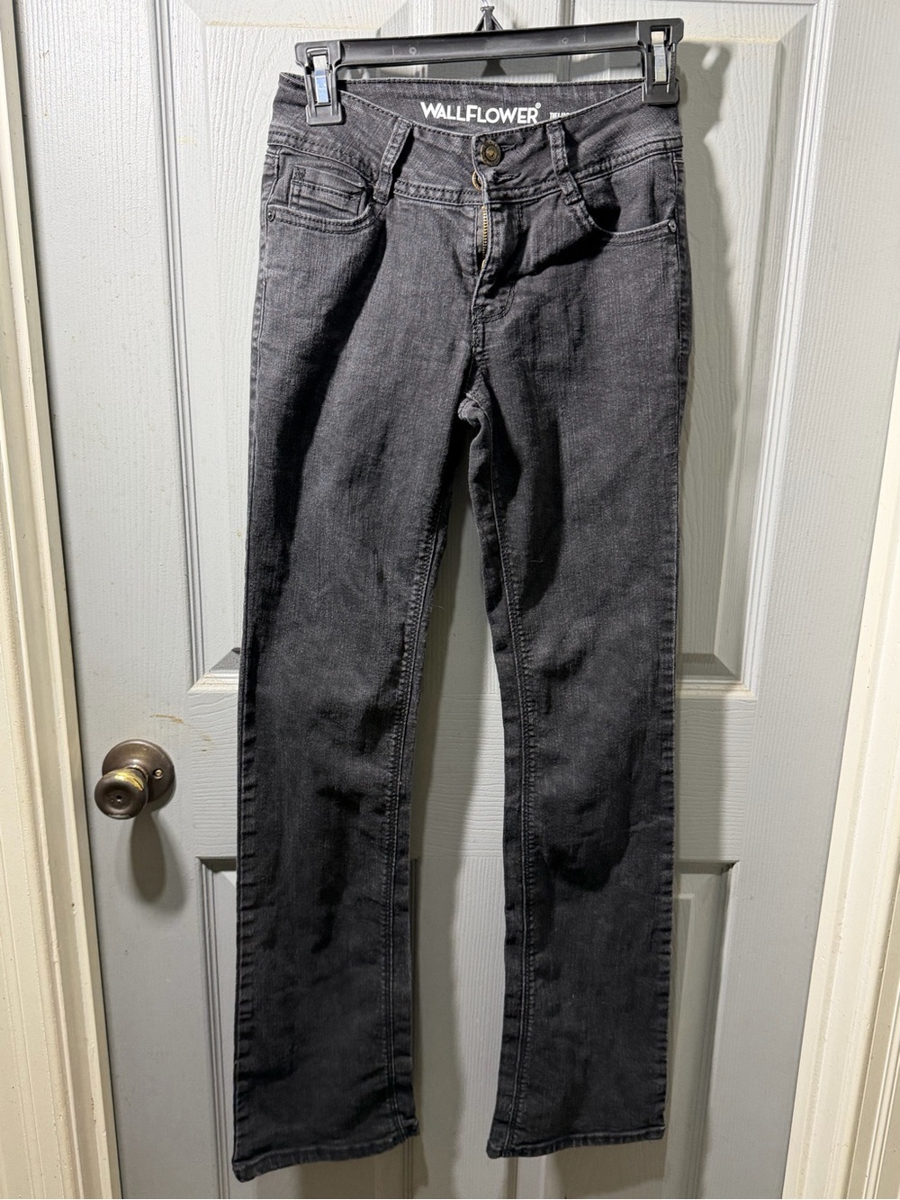 Wallflower Women's Charcoal Straight Leg Jeans